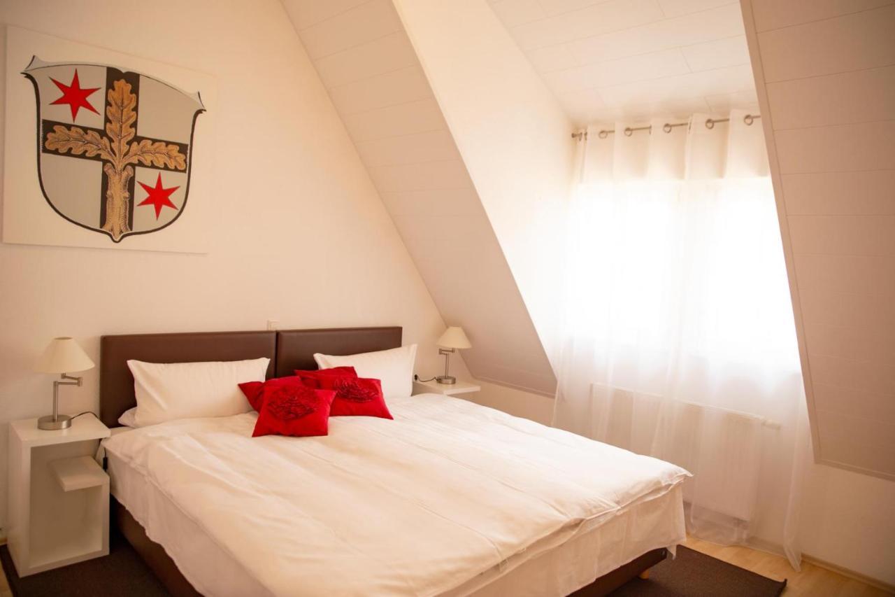 Hotel Wappenstube Эрбах Экстерьер фото