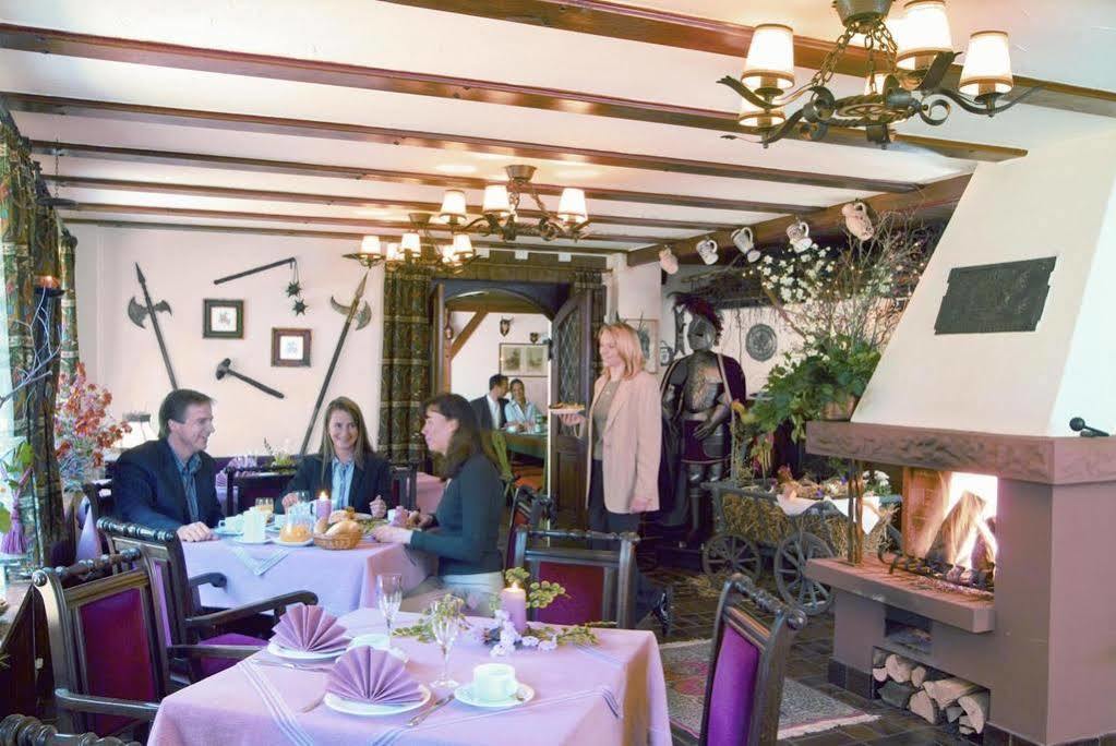 Hotel Wappenstube Эрбах Экстерьер фото
